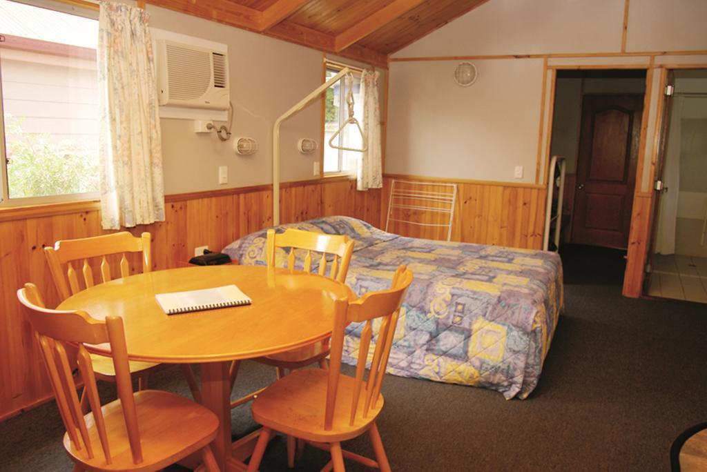 Smugglers Cove Holiday Village フォースター 部屋 写真